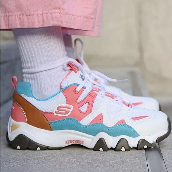 Womens Skechers x One Piece D'Lites 2 White,Pink and Blue Shoes Sz 7.5 - Picture 1 of 8